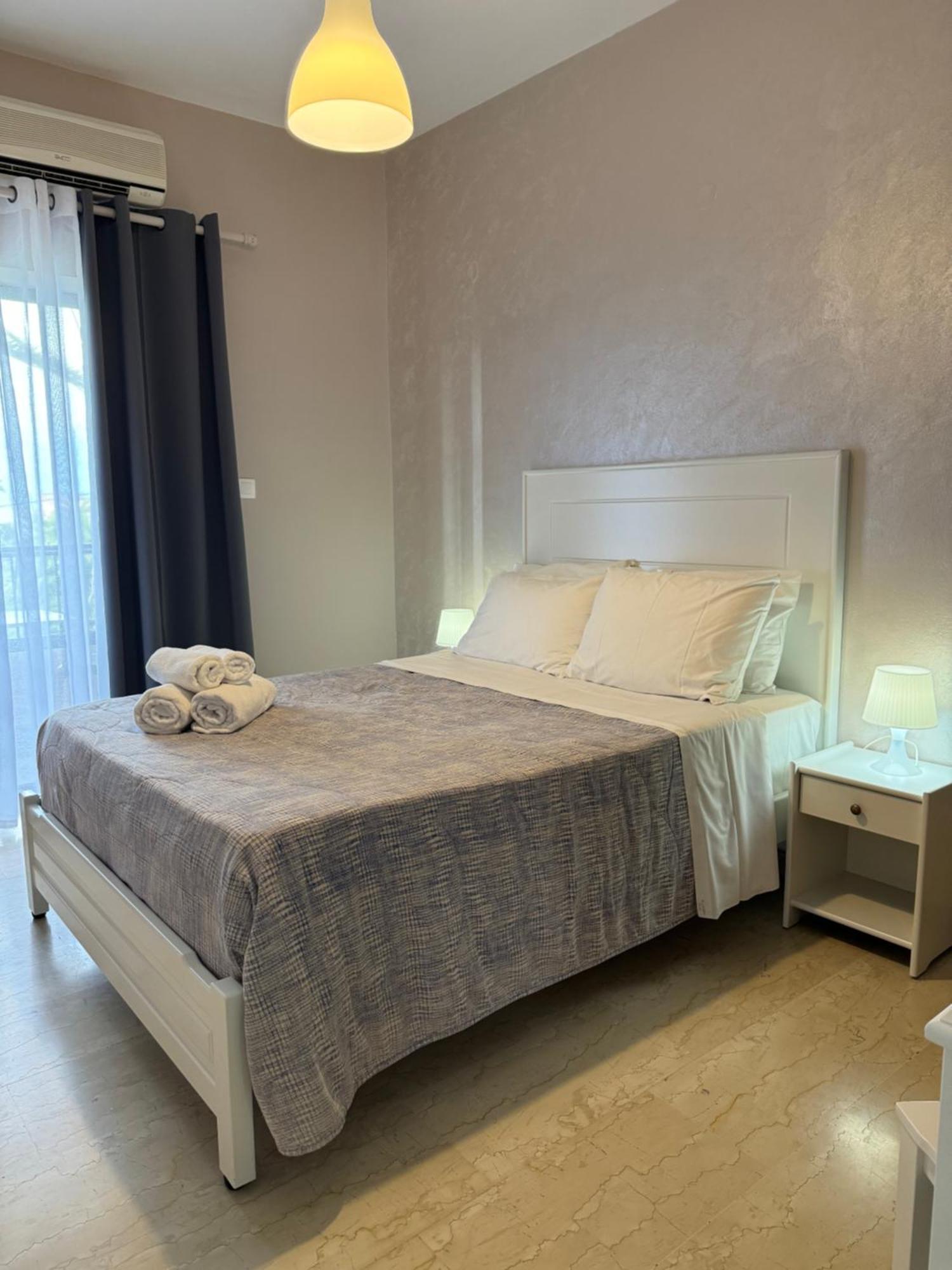 Elizabeth Lejlighedshotel Roda  Eksteriør billede